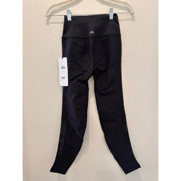 ALO Yoga Women's Black Solid Elastic Waist High Rise Ruched Leggings Size XS NWT - Picture 5 of 7